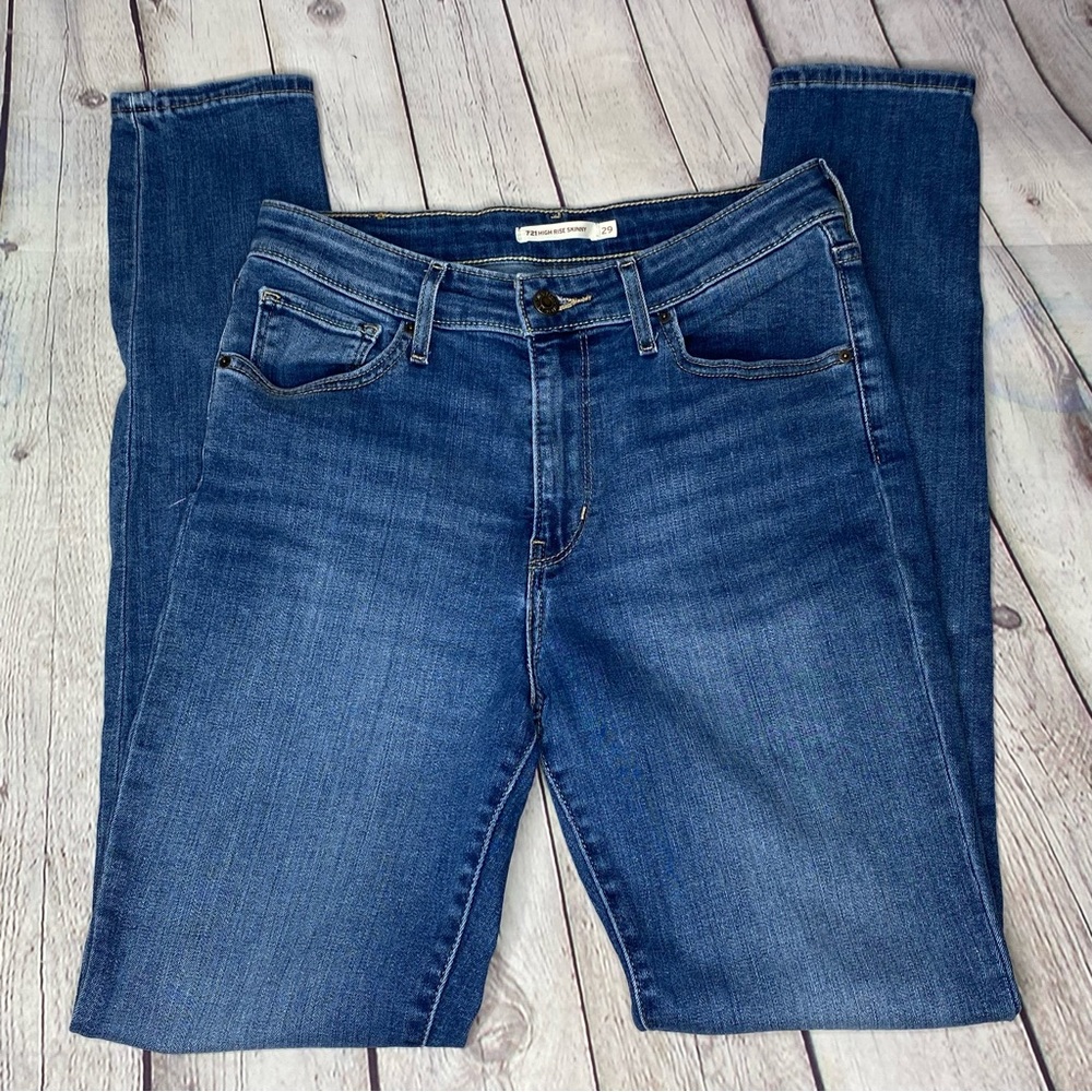 LEVI’S 721 High Rise Skinny Jeans